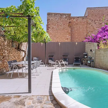 Le Clos Mazerolles 住宿加早餐酒店 Cruzy
