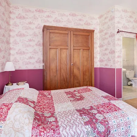 Le Clos Mazerolles 3* Cruzy